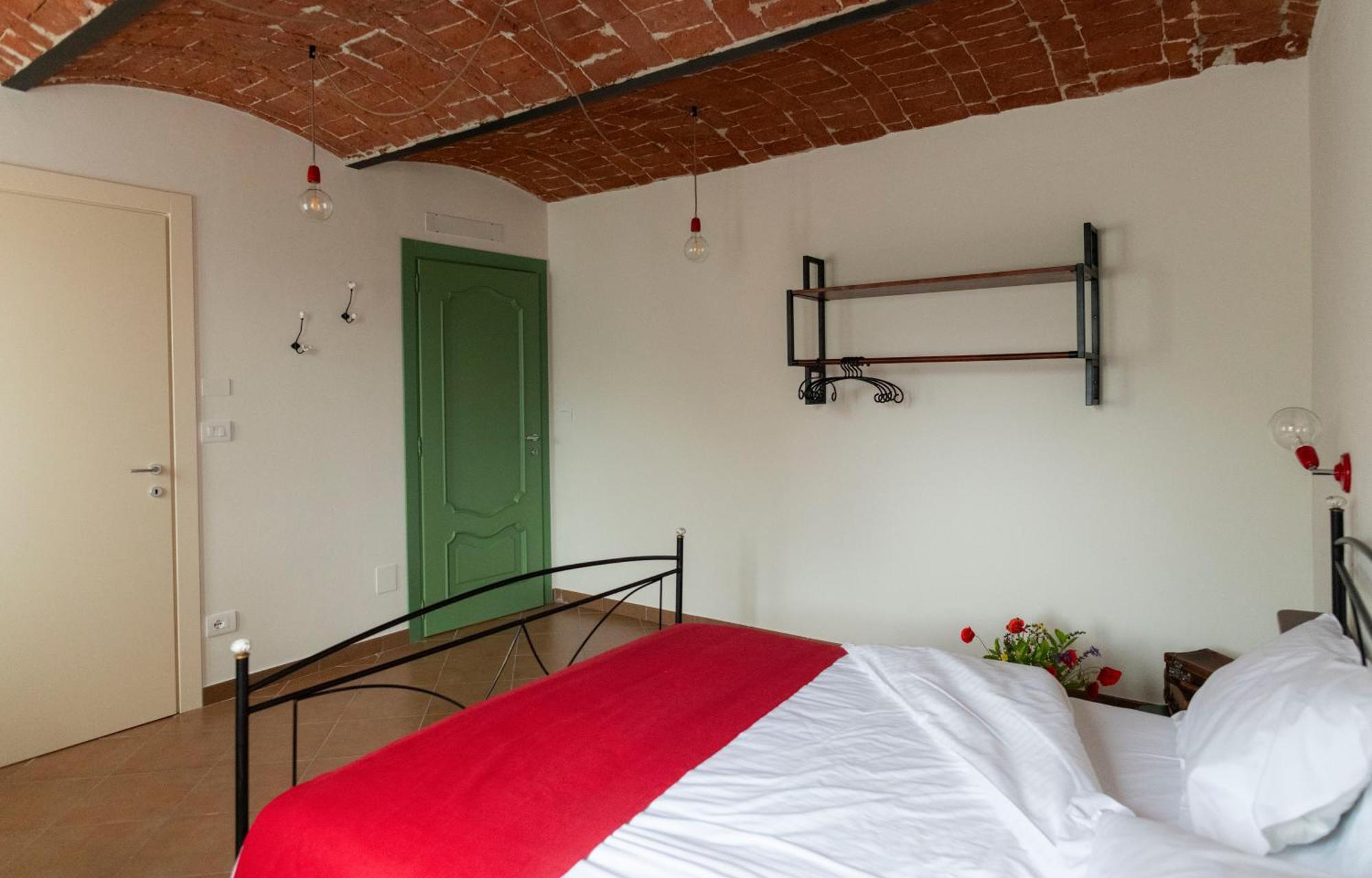 Ca' Nadin Agriturismo San Damiano dʼAsti Kültér fotó