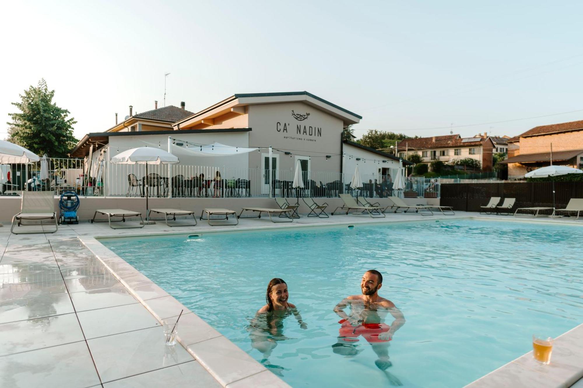 Ca' Nadin Agriturismo San Damiano dʼAsti Kültér fotó