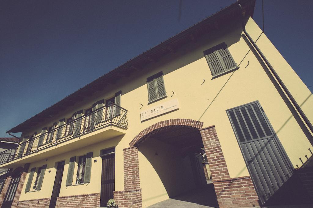Ca' Nadin Agriturismo San Damiano dʼAsti Kültér fotó